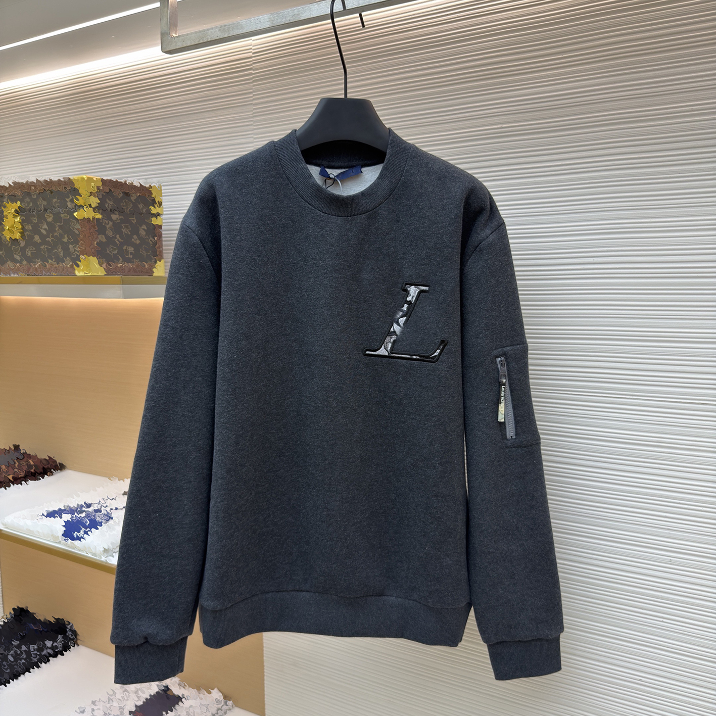 Designer brand clothing high-quality men's dark gray round neck sweatshirt, side zipper pockets, heavyweight cotton loose casual light luxury p
