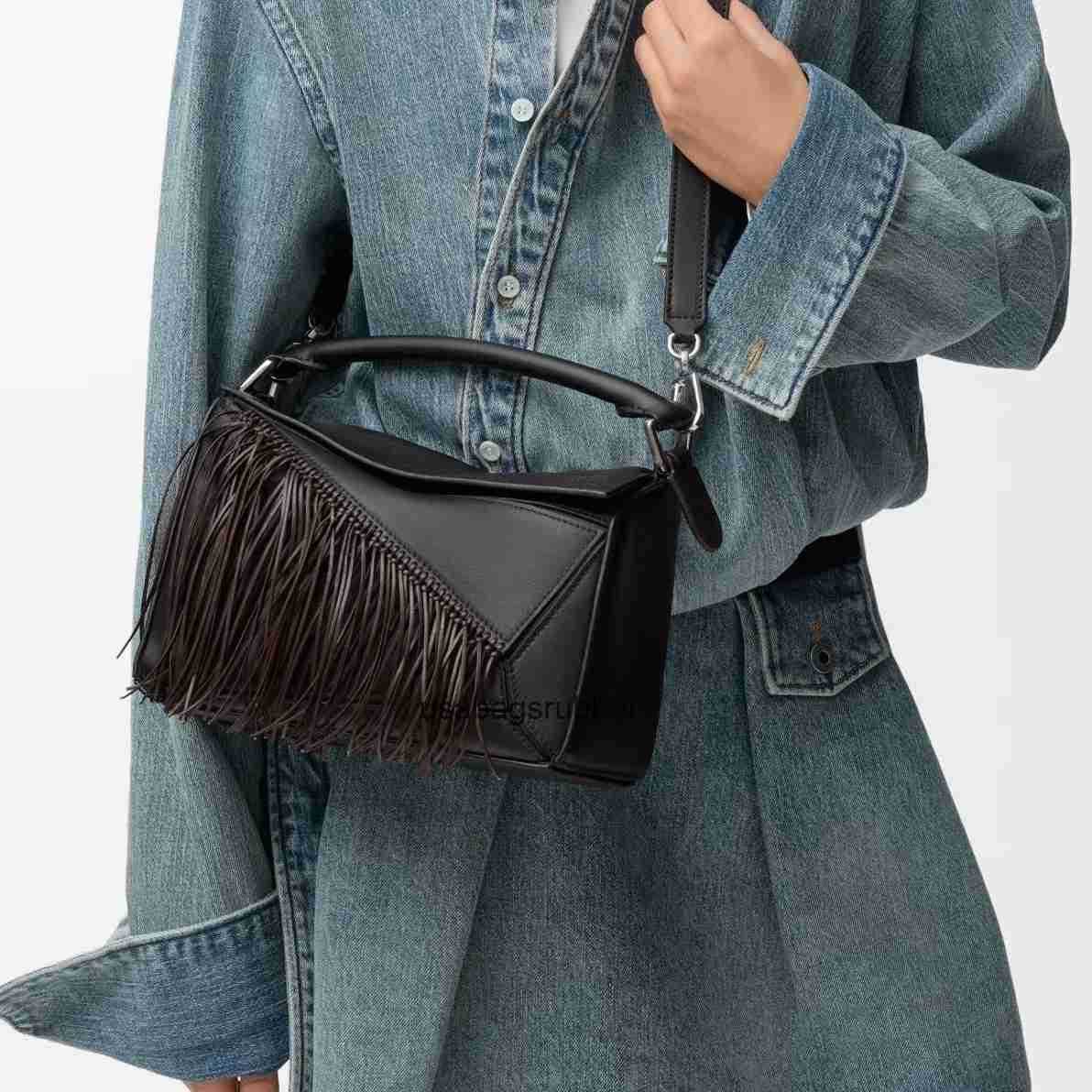 Luxury Designer Style 2026 New Model Layer Cowhide Tassel Handbag for Women Fashionable Simple Versatile Single Shoulder Crossbody Bag