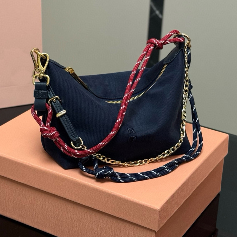 High quality Designer Shoulder Bags Tote bag Luxury Bag Leather ladies handbag Highquality casual fashion accessory bag 10A Small square package sho