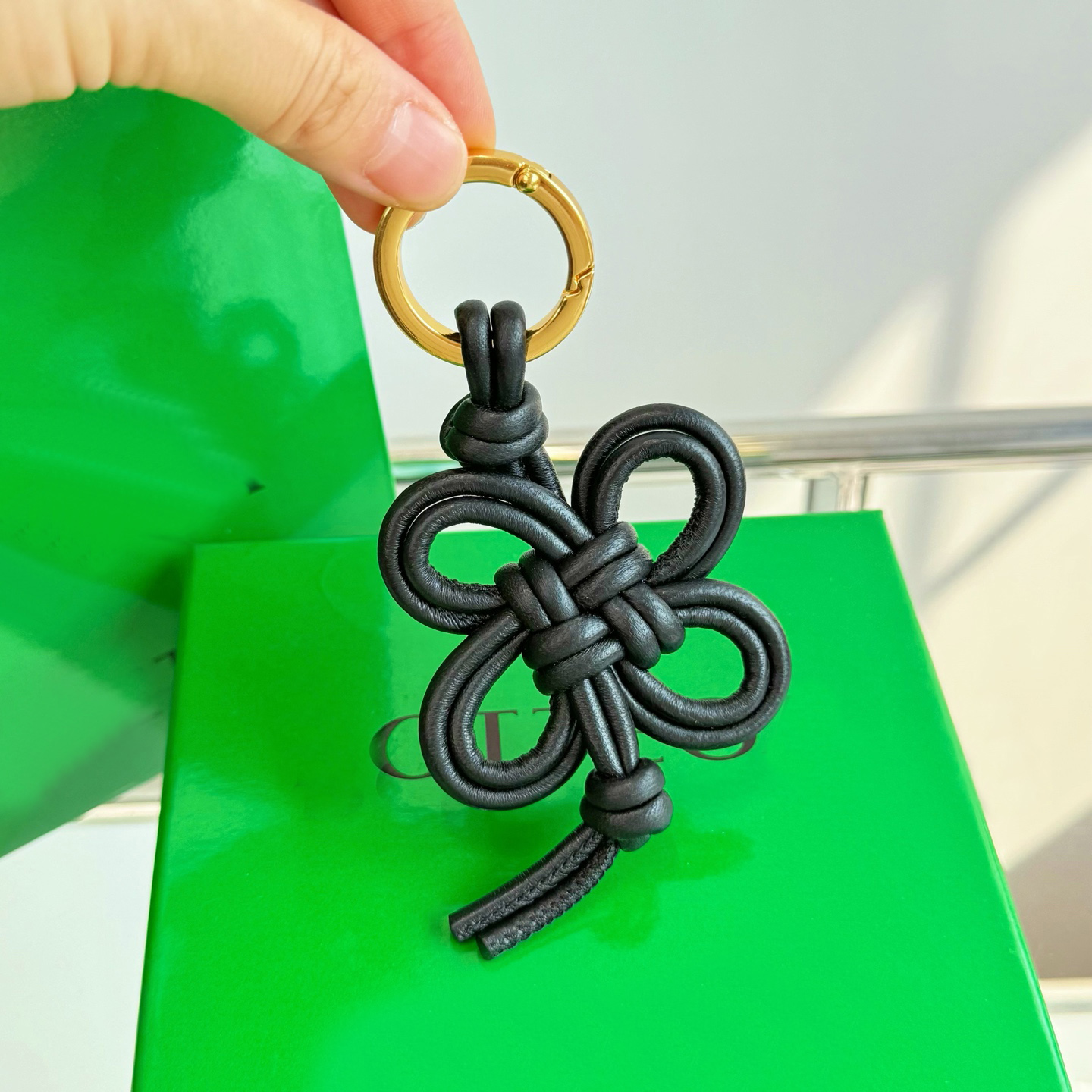 Designer Faux Leather Chinese Knot Bag Charm Golden Spring Ring Elegant Women Purse Accessory Gift For Car Keys