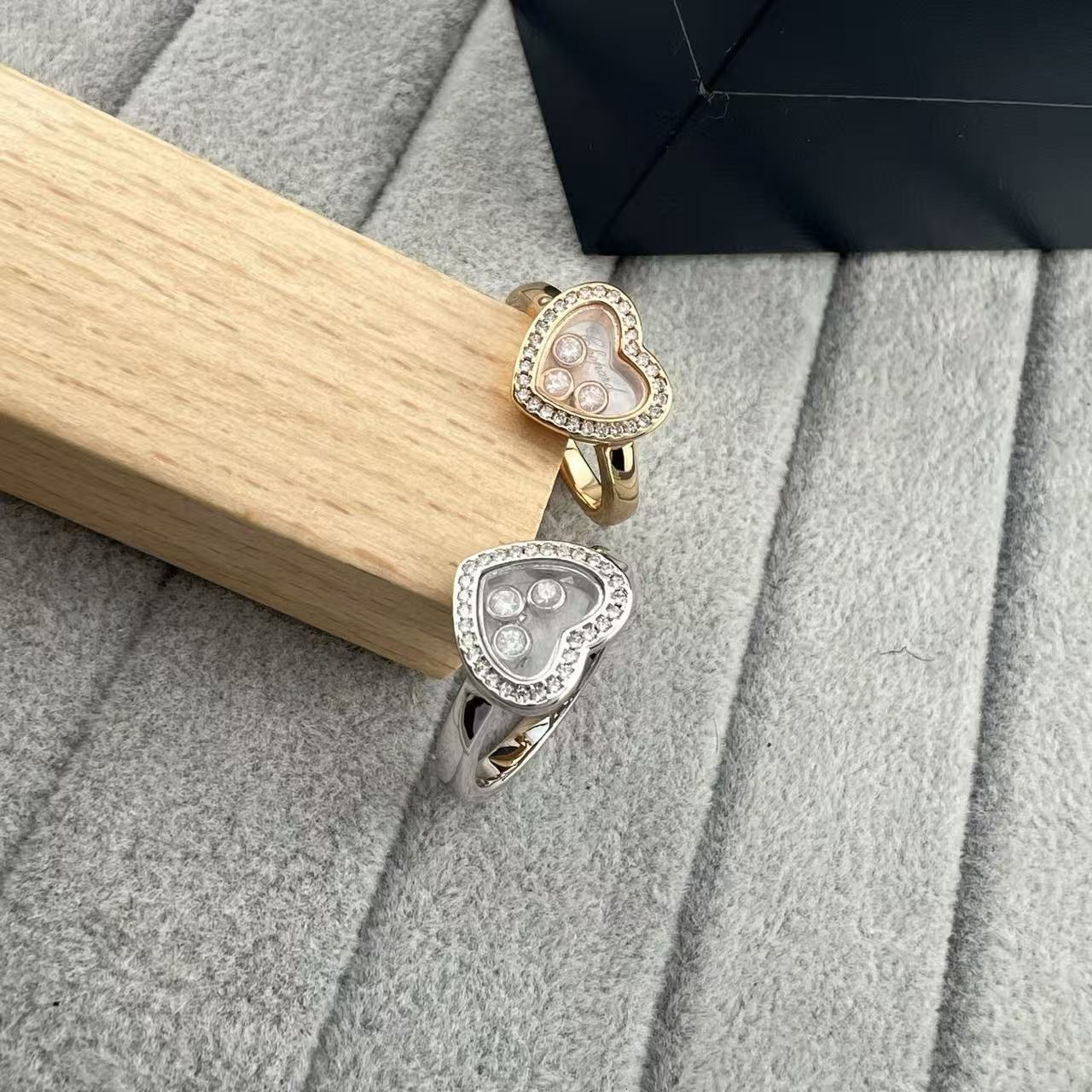 Chopardlies Chopardity Jewelry Ring Designer Chopars Happy Diamond Ring For Women Wedding Ring Three Diamonds Heart-shaped Suitable As An Engagement