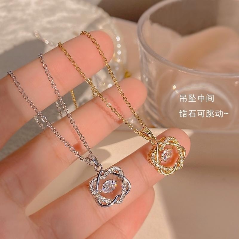 Japanese And Korean Light Luxury Temperament Micro Inlaid Zircon Double Heart Smart Necklace For Women Fashion Exquisite New Clavicle Chain Minimali