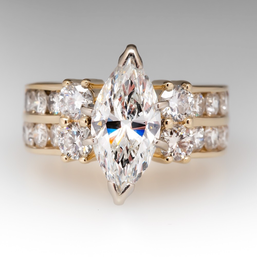 Huitan Cross-Border Pinduoduo New Arrival: Light Luxury Marquise-Cut Cubic Zirconia Engagement Ring For Women, Bestselling Bridal Jewelry