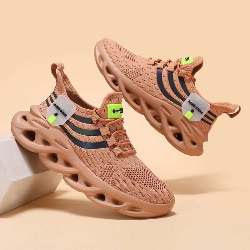 Casual Shoes Sneakers for Men Summer Mesh Comfortable Outdoor Lightweight Hiking Sneakers Breathable Fashion New Running Casual Shoes Tennis H261016