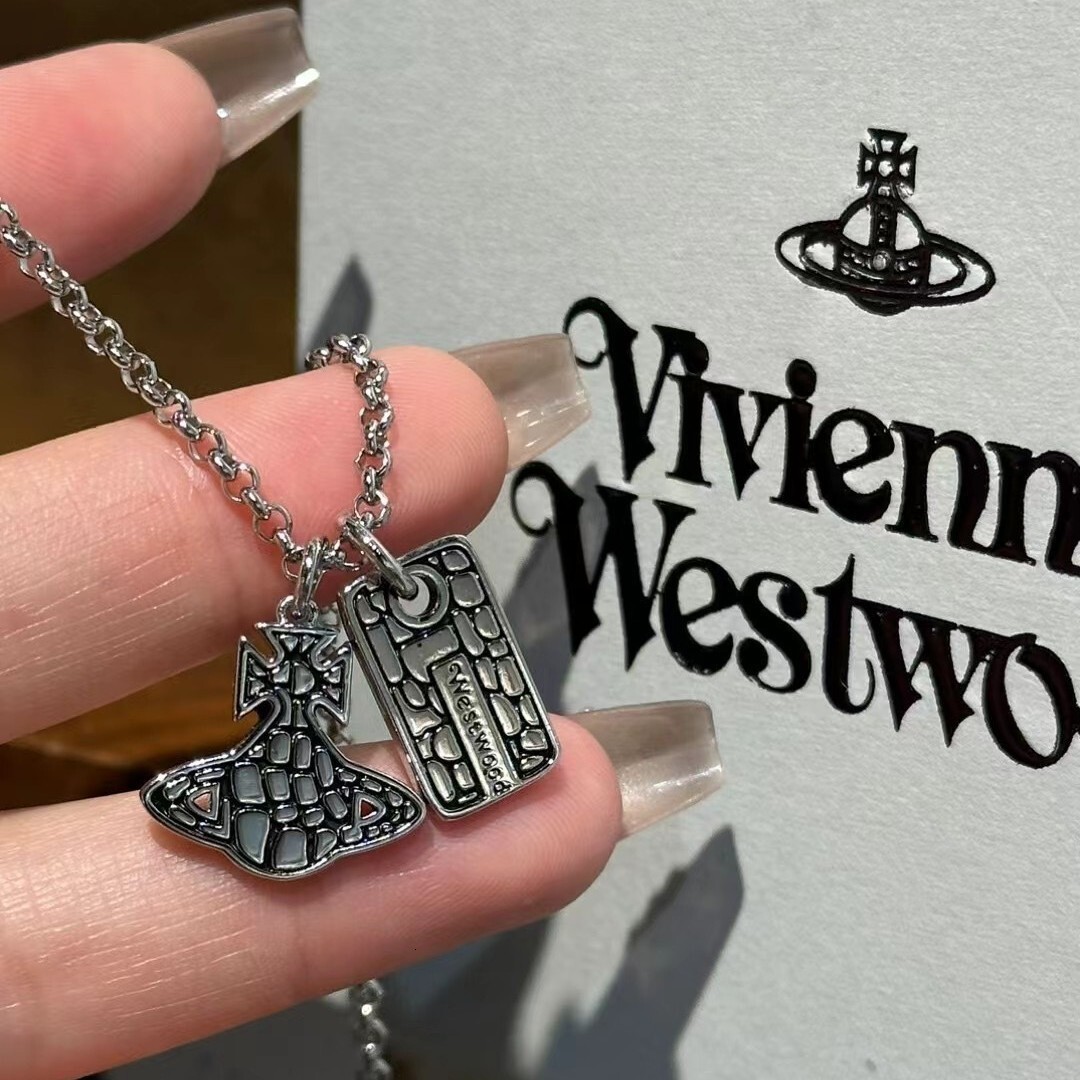 necklace Western Punk Style Unique New Saturn Square Crack Titanium Steel Necklace for Men and Women Winter Sweater Chain Trend