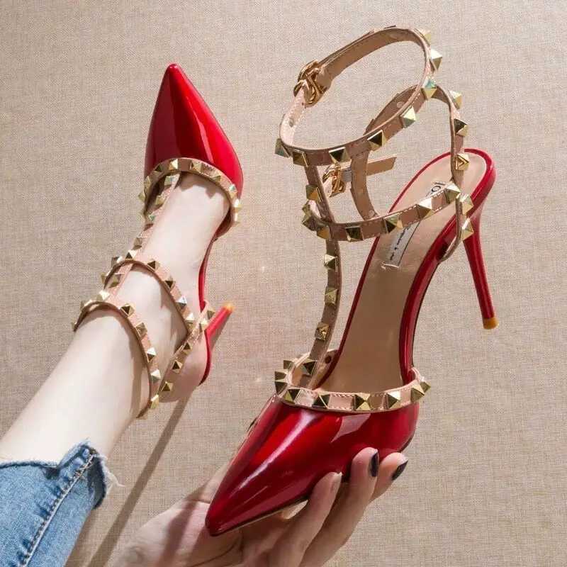 Fashion Ladies high heels Luxury designer nude shoes Sexy pointed elegant shoes Women's plus size Hollow out pumps Mujer Q261015
