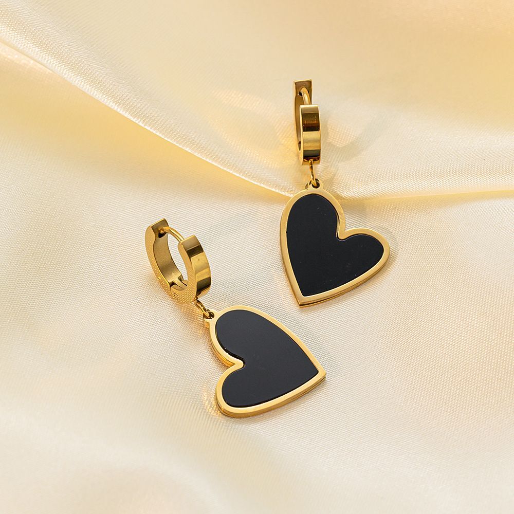European American Style Stainless Steel Earrings For Women Featuring New Design With Large Heart Unique Shell Motif Are A Niche And Stylish Choice T