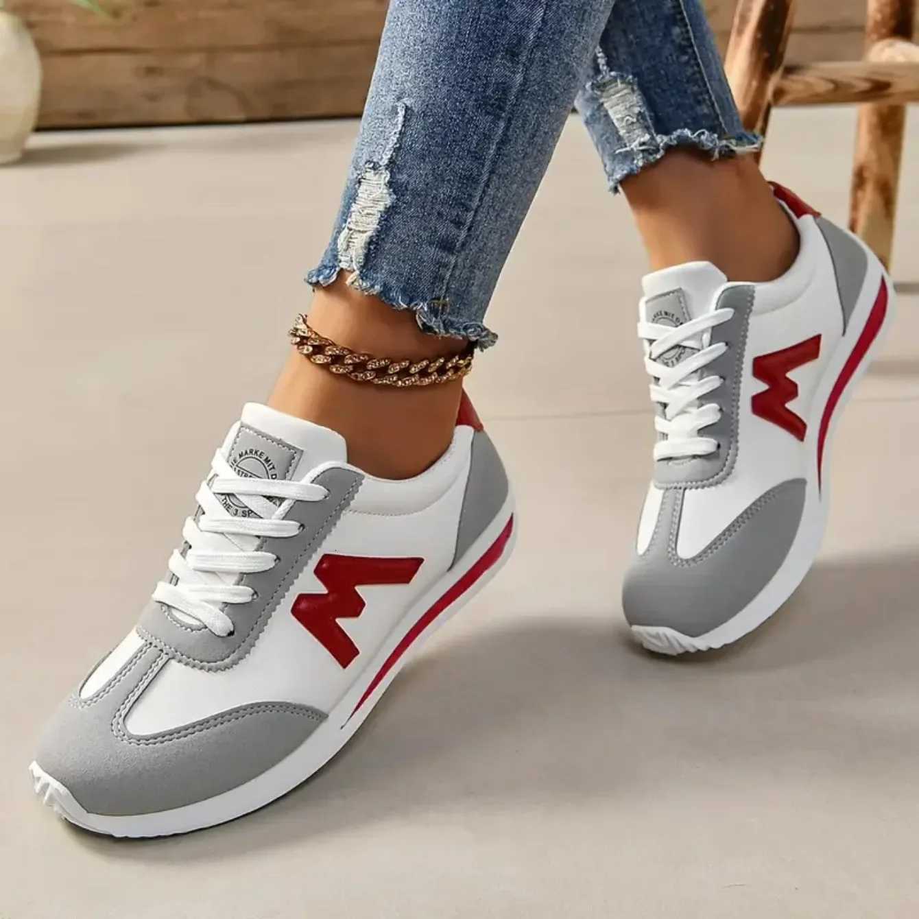 Casual Shoes Women Designer Sneakers Round Head Deep Mouth Light Sneakers Versatile Breathable Cross Lace Casual Sneakers Zapatos De Mujer H2610161