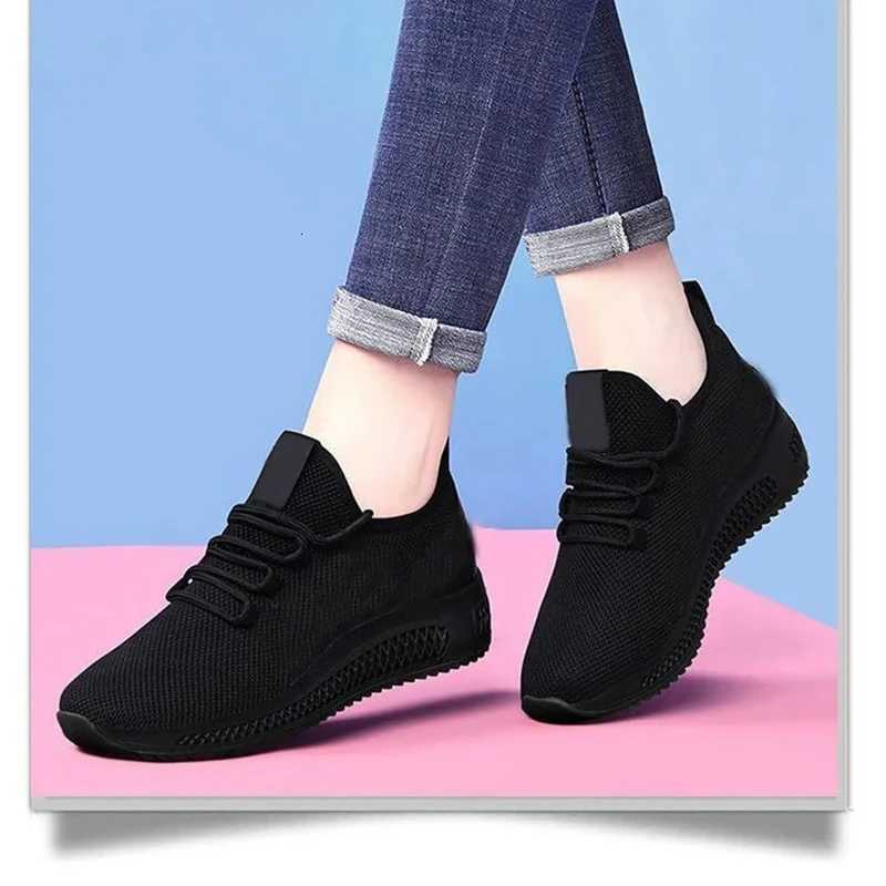 Casual Shoes Spring and Autumn Fashionable Solid Color Breathable Round Toe Sneakers Casual and Comfortable Thick-soled Women's Shoes H261016