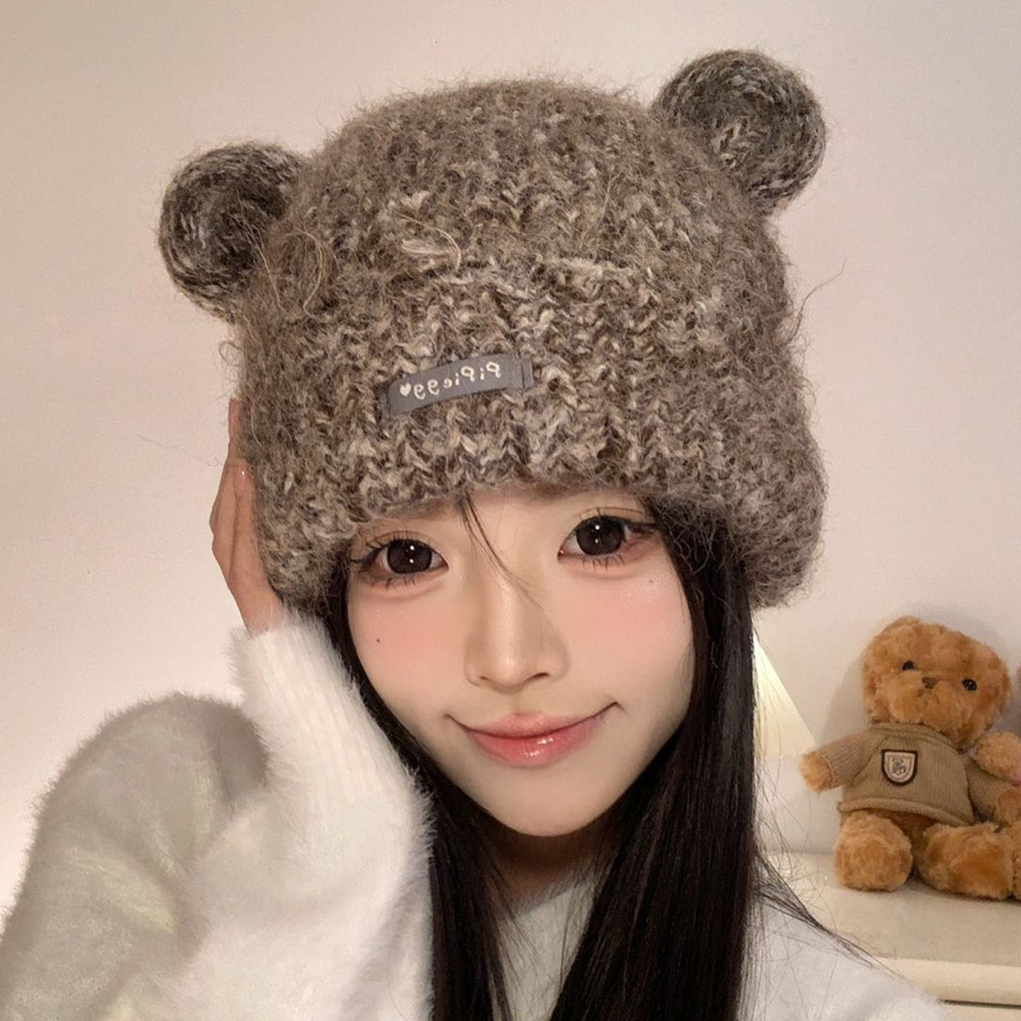 Cute bear thickened knitted for women, autumn winter warm and cold-proof wrap hat, large head circumference ear protection woolen hat