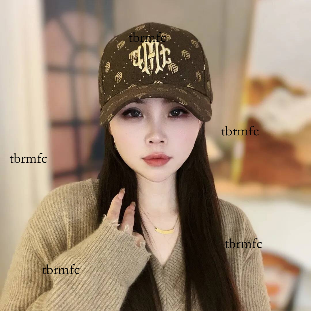 2026 Premium Designer Hats Korean Style Trendy Classic Embroidered Hard Top Baseball Women Suitable For Spring And Summer Vintage Versatile Face Sli
