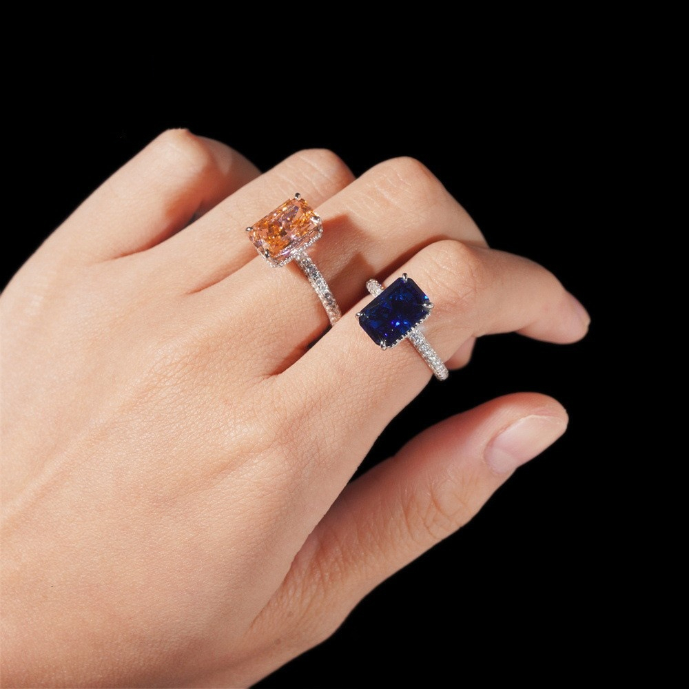S925 sterling silver ring, featuring a luxurious sophisticated design with aquamarine high-carbon diamonds, suitable both men women, perfect for