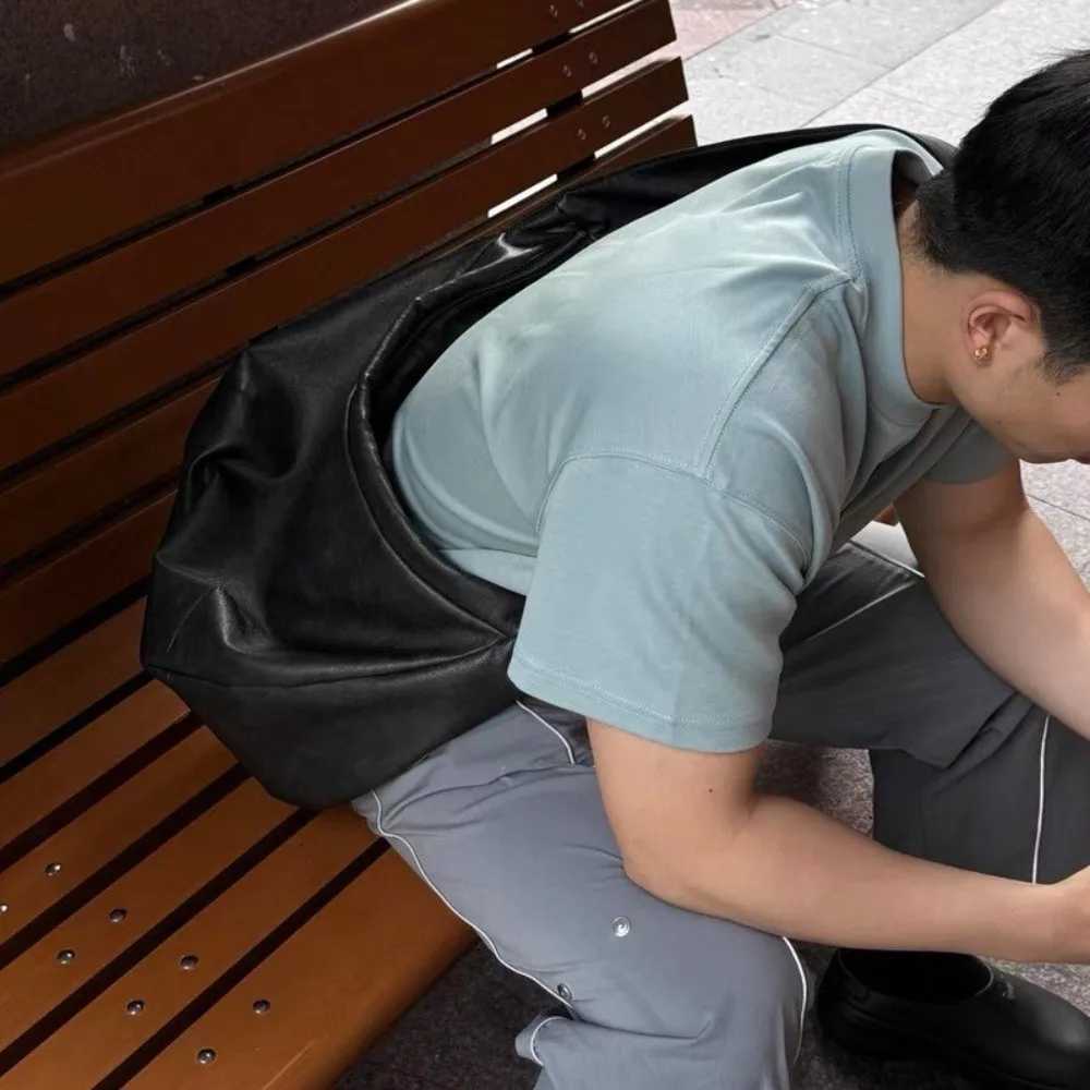 Designer Vintage Style Men's Crossbody Totes Bag PU Leather Large Size Messenger Bag Casual Lightweight Shoder Bag For Men And Wen J261016
