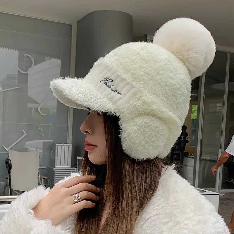 Trapper Hats Fashion Women Winter Fur Warm Windproof Hat Lei Feng Cap Fur Ear Flap Cap Buckle Warm and Thick Ear Protection Outdoor HeadwearT261017