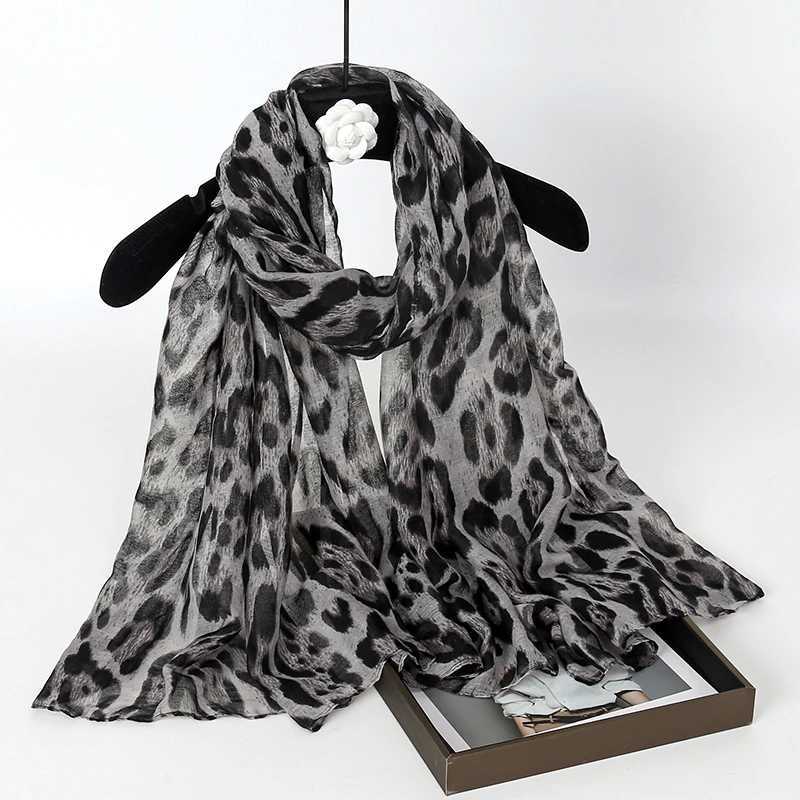 Fashion Leopard Print Hijabs for Women Long Bali Yarn Printed Scarf Muslim Turban Turbans for Women Shawl Hijab Femme Musulman S2610174KBO