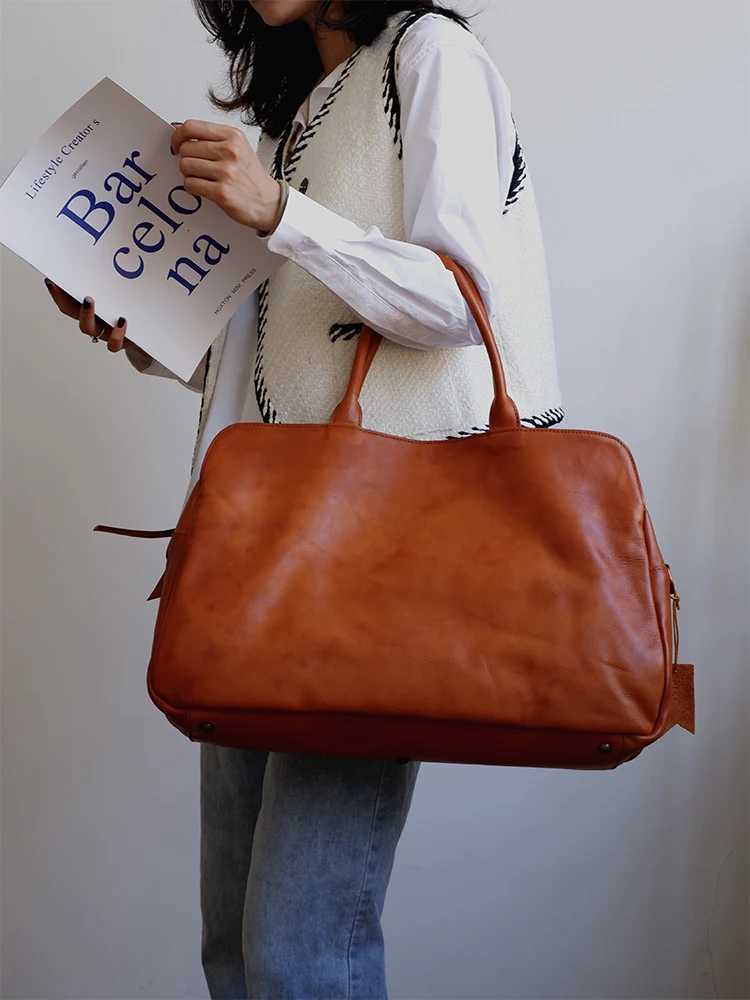 Designer Leather Totes 2024 New Genuine Wen Bag Cowhide Large Capacity Fem Laptop Handbags Travel Bag Business Lage Shoder Bags Big J261016