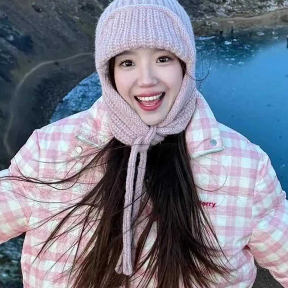 Trapper Hats Fashion Ear Protection Knit Hat Winter Warm Cold Proof Flying Cap Solid Color Woolen Crochet Bonnet Korean Women Wool BeanieT261017