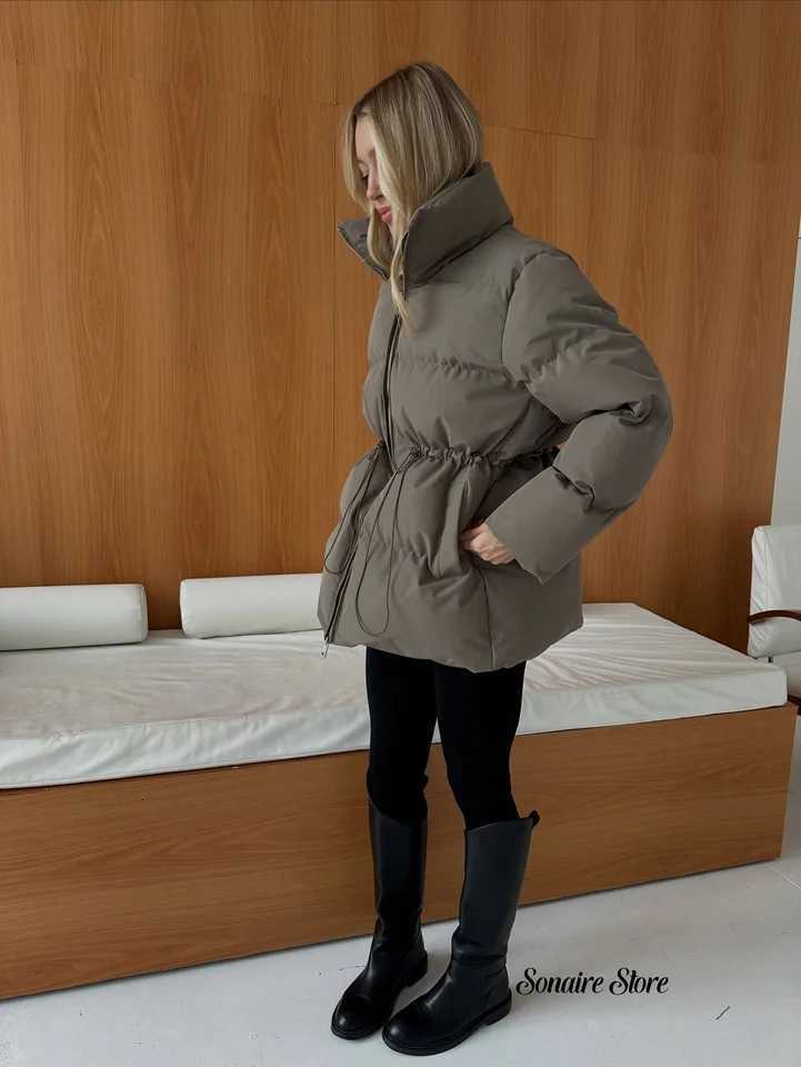 Women's Down Parkas Solid High Neck Drawstring Waist Oversized Puffer Jackets Minimalist Wide Sleeve Loose Jacket 2026 Winter Women's Casu