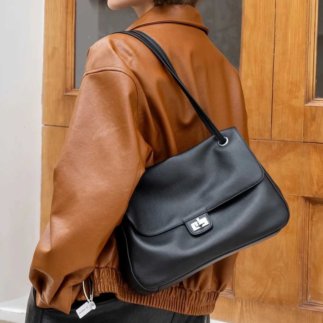 Evening Bags YANATARI Cowhide Genuine Leather Large Capacity Women Crossbody Bag Handbag Shoulder Bag High Quality Vintage Tote Bag H261016