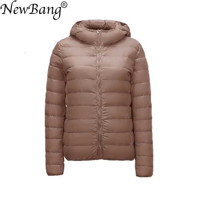 Women's Down Parkas NewBang Brand Women's Down Jackets 90% Ultra Light Duck Down Women Lightweight Coat Hooded Female Windbreaker Parka Pl