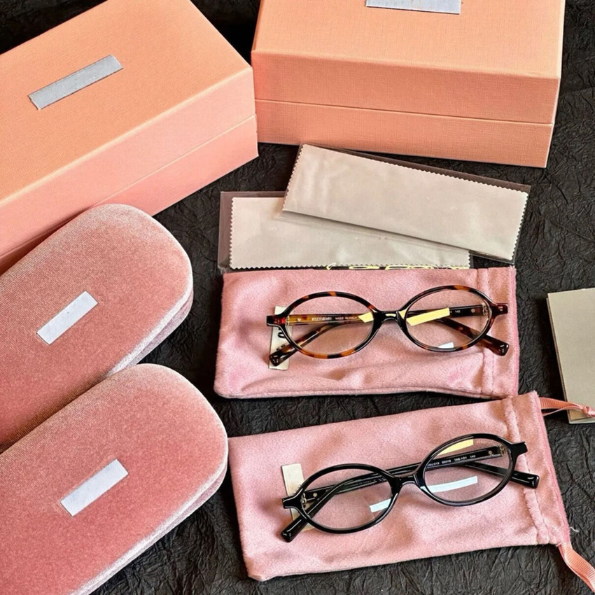Sunglasses Designer eyewear shades For Women Men Fashion Luxury Nerd Small Frame OvalTrend Glasses Uv400 Goggles Y2k Spicy Girl Sun ss1 g