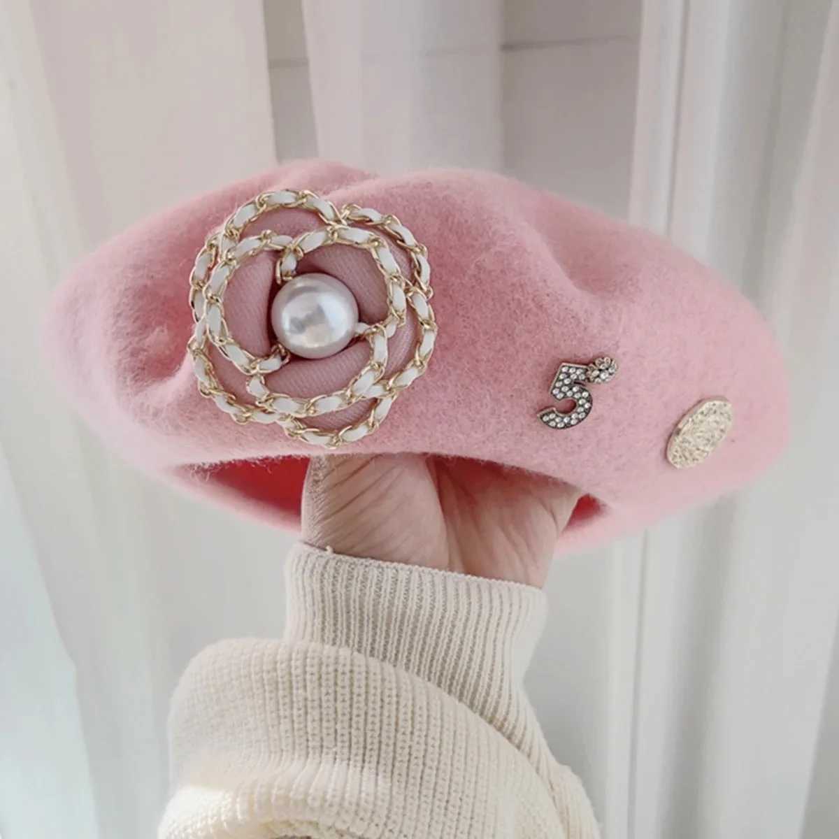Fashion New Brand Floral Wool Beret Winter Hat Women's Top Hat Girl Beret for Women Everyday Wear S261016MODC