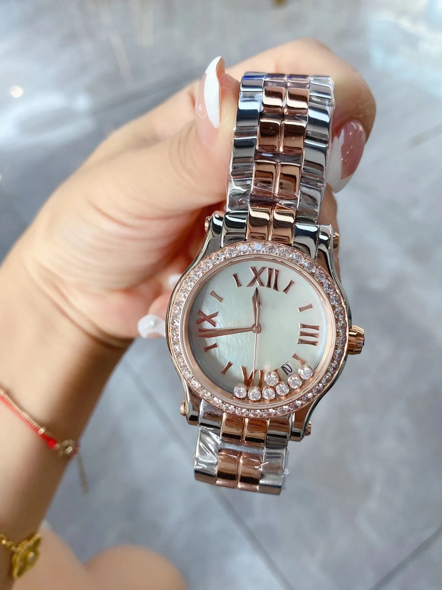 U1 Top-grade AAA Women's Watch Happy Luminous Watch Diamonds Bezel Winding Mechanical Quartz Movement Calendar Belt Sapphire 36mm For Ladies Mu