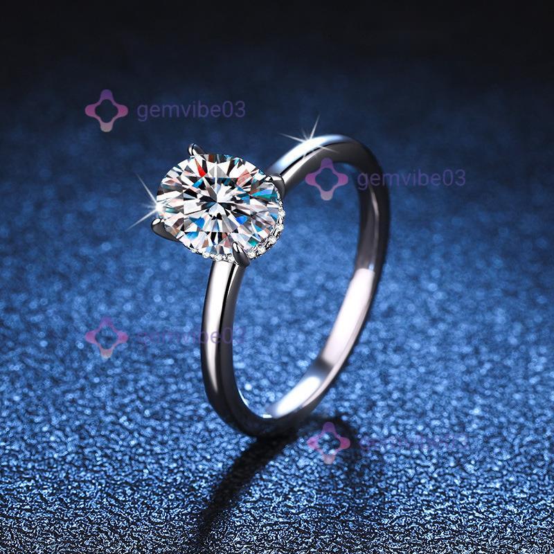 S925 Sterling Silver Women's Elegant Pigeon Egg Band Wholesale Wedding Moissanite Diamond Ring for Women holiday gift