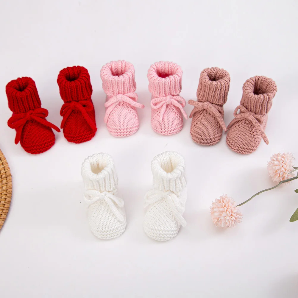 1Pair born Knitted Baby Knee-Length Socks 0-12M Bows Princess Girls Stockings Autumn Winter Handmade Ankle Sock Infant Ch 261015