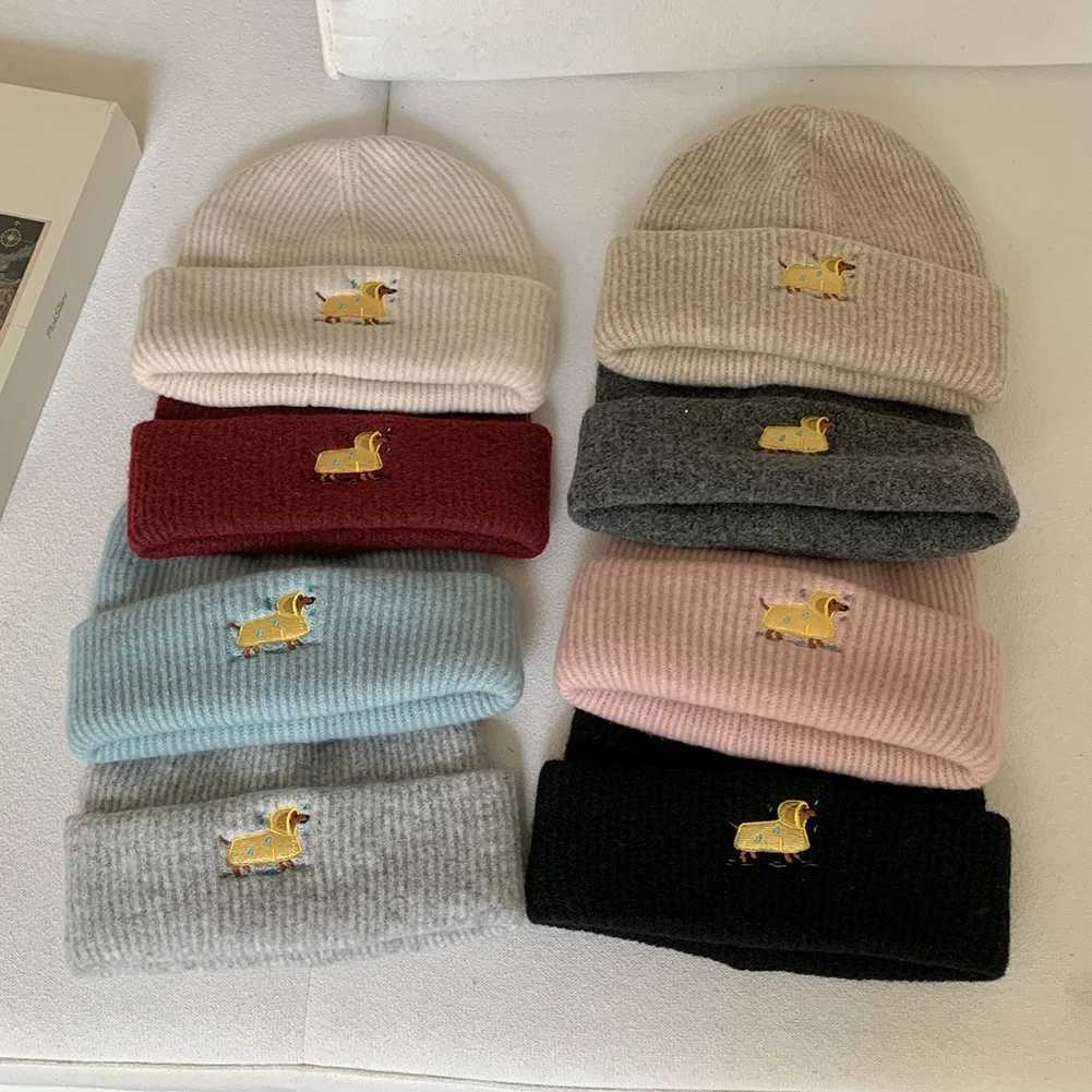 Beanie/Skull Caps Autumn Winter Hats for Women Puppy Embroidered Knitted Beanie Ear Protection Cold proof Pullover Hat Keep Warm Baggy Cap Bonnet Q2