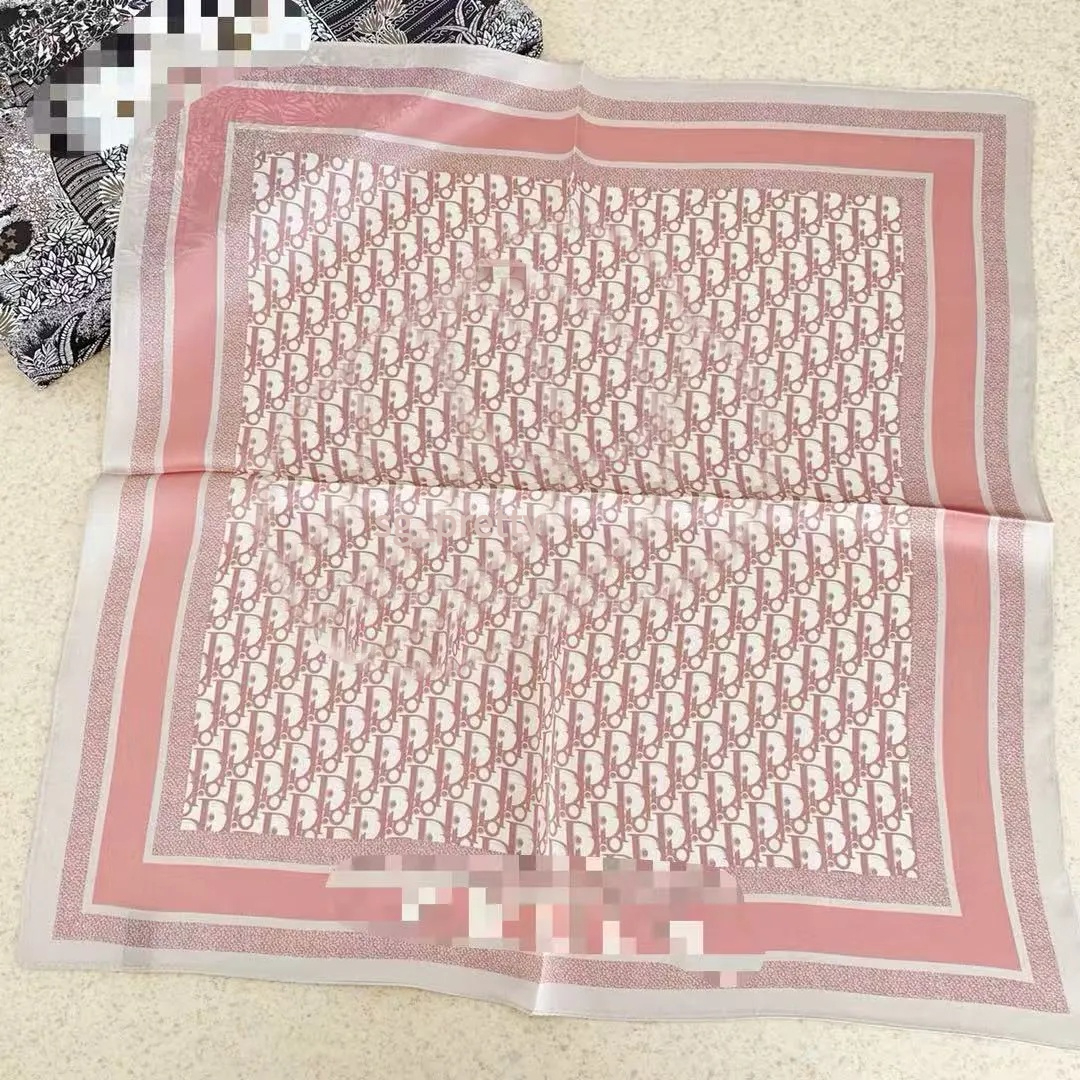 2026Pink Designer Letter Print Square Women Luxury Silk Feel Neck Scarf Elegant Fashion Headscarf Bandana Ladies Gift for Spring Summer