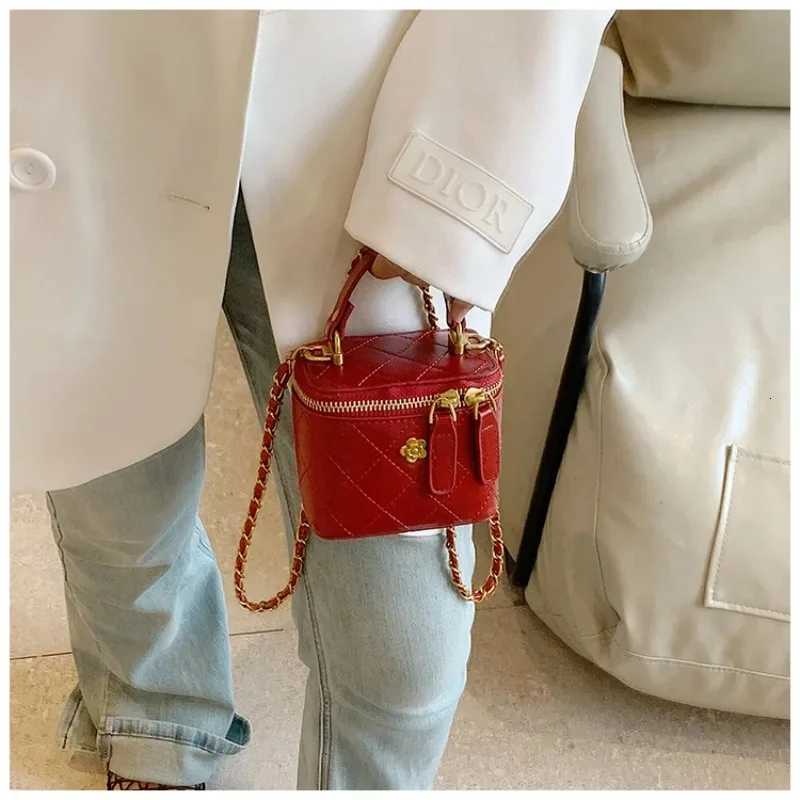 Shoulder Bags Mini Square Chains Handbag Thread Crossbody Bags Designer Box Bag with Short Handle Ladies High Quality Top-handle Bag H261016