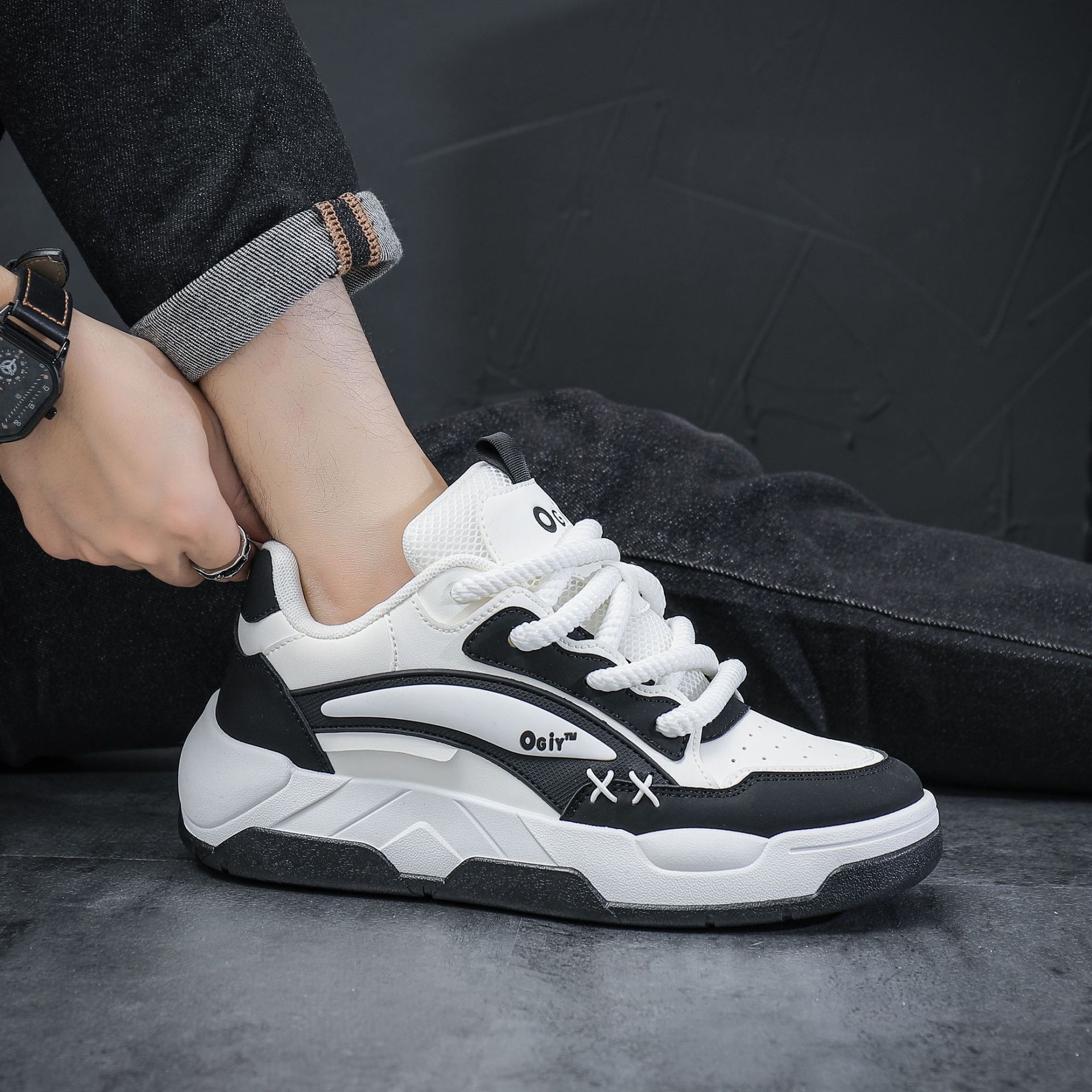 Cross-border foreign trade hot-selling men's shoes, new versatile sports casual sneakers, popular trendy shoes C328
