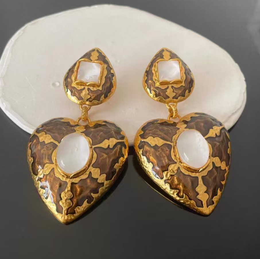 Large Size New Luxury Fashion Women Earrings High Quality Yellow Gold Plated Heart Earrings for Girls Women for Party Wedding Nice Gift for Friend