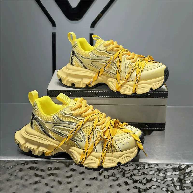 Men's Casual Shoes Breathable Mesh Upper Thick Bottom Anti-Slip Versatile Heightening Spring Season Sport Style Waterproof 38-44 Q261015