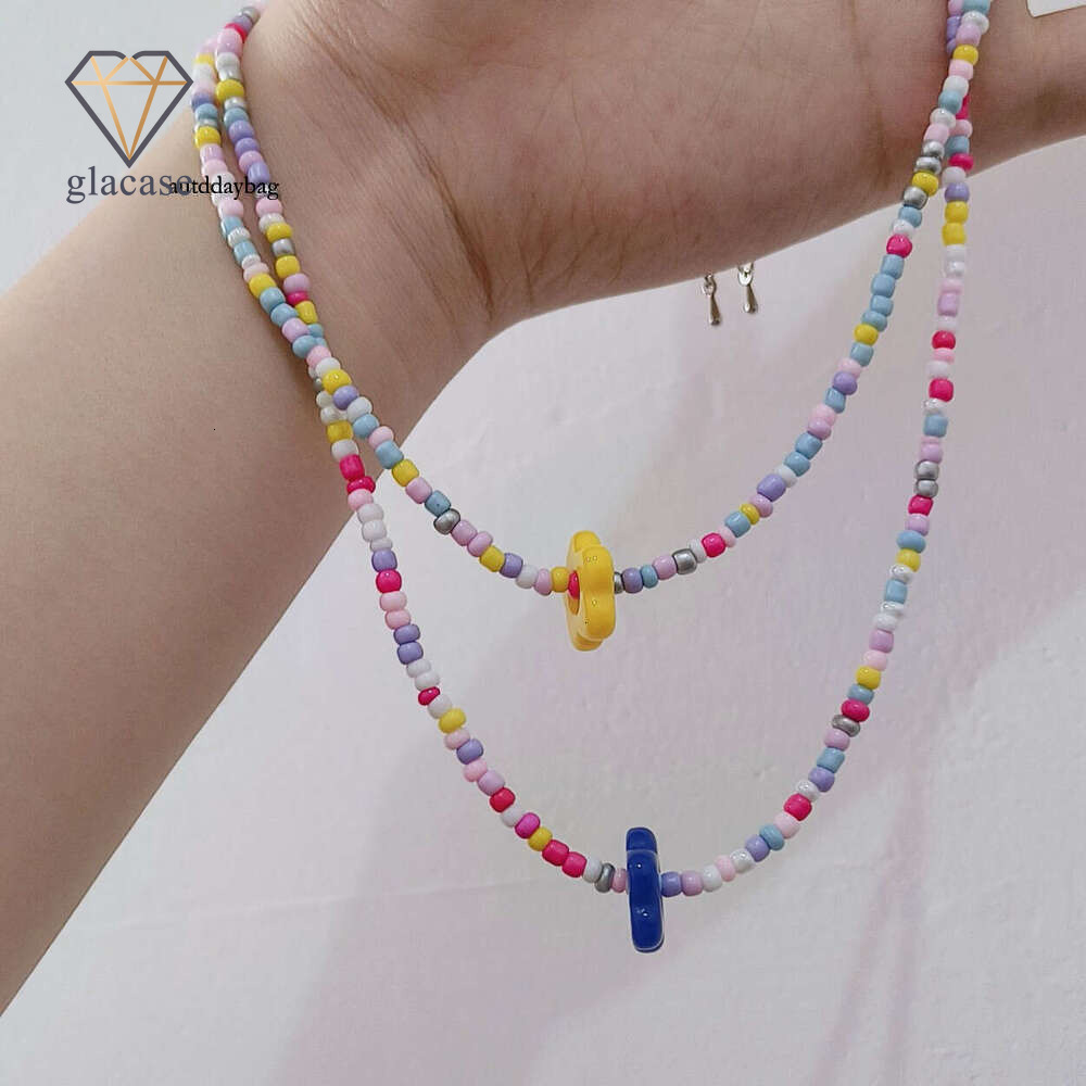 Dopamine-colored floral beaded necklace for women, new summer 2025 hot-selling collarbone chain, fresh and elegant choker