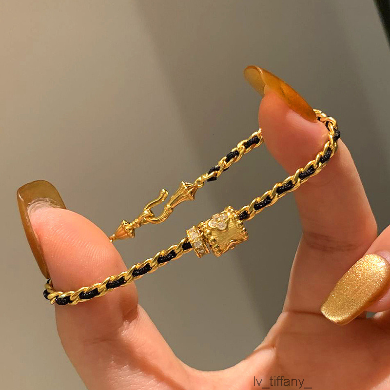Luxury Brand Designer Jewelry Xiaohongshu Hot-Selling Gold Running Ring Black Gold Bracelet For Women Simple Fashionable Little Style Chain Brushed
