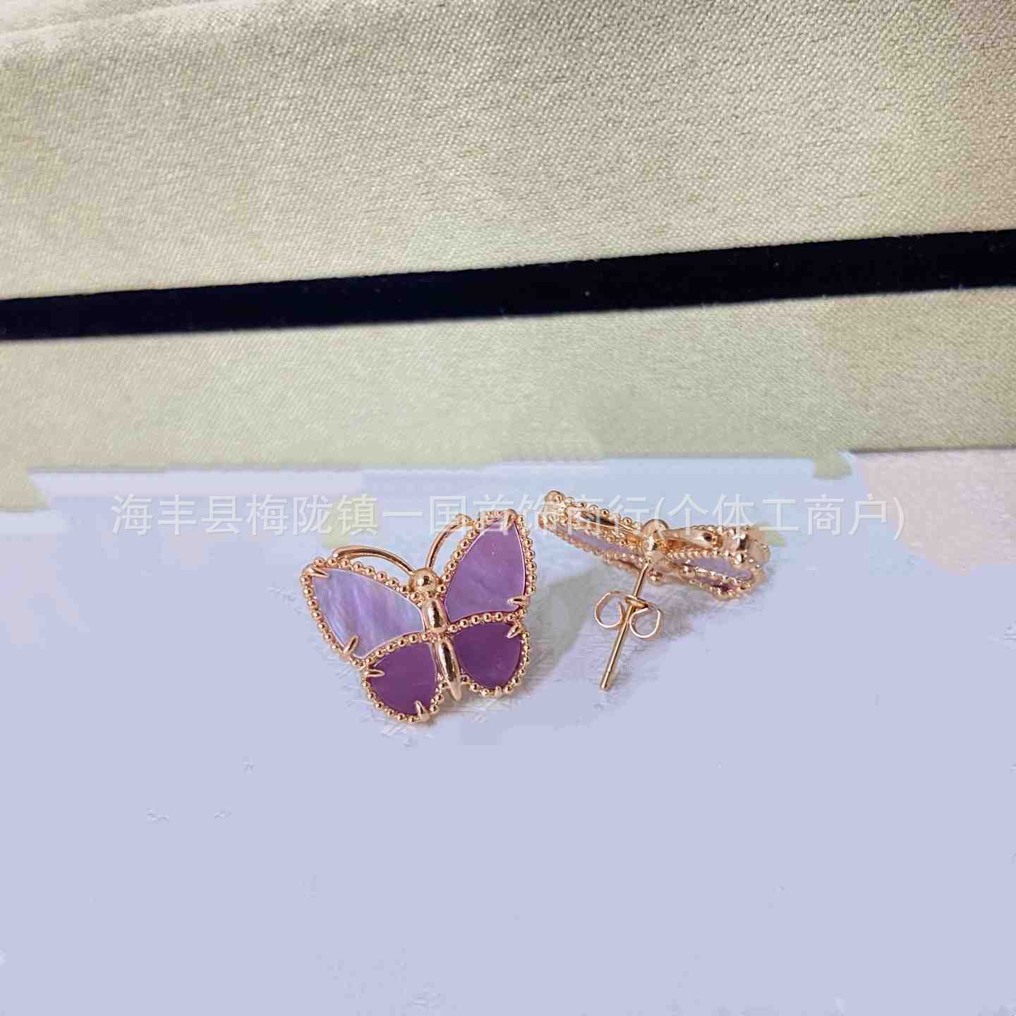 Designer Jewelry vanly New high-end gradient mother-of-pearl butterfly earrings for women, fashionable, simple, light , versatile