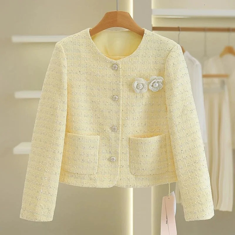 Women's Jacket Tweed Round Neck Single-breasted Cardigan Coat Young Slim Loose Fashion Style Small Fragrance Short Coat 261015