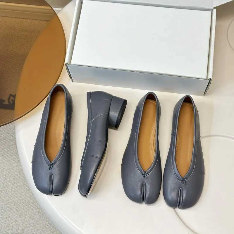New Women Tabi Split Toe Ballet Pumps 3cm Block Heel Soft Genuine Leather Slip on Retro Elegant Casual Office Dress Shoes Ladies Q261015