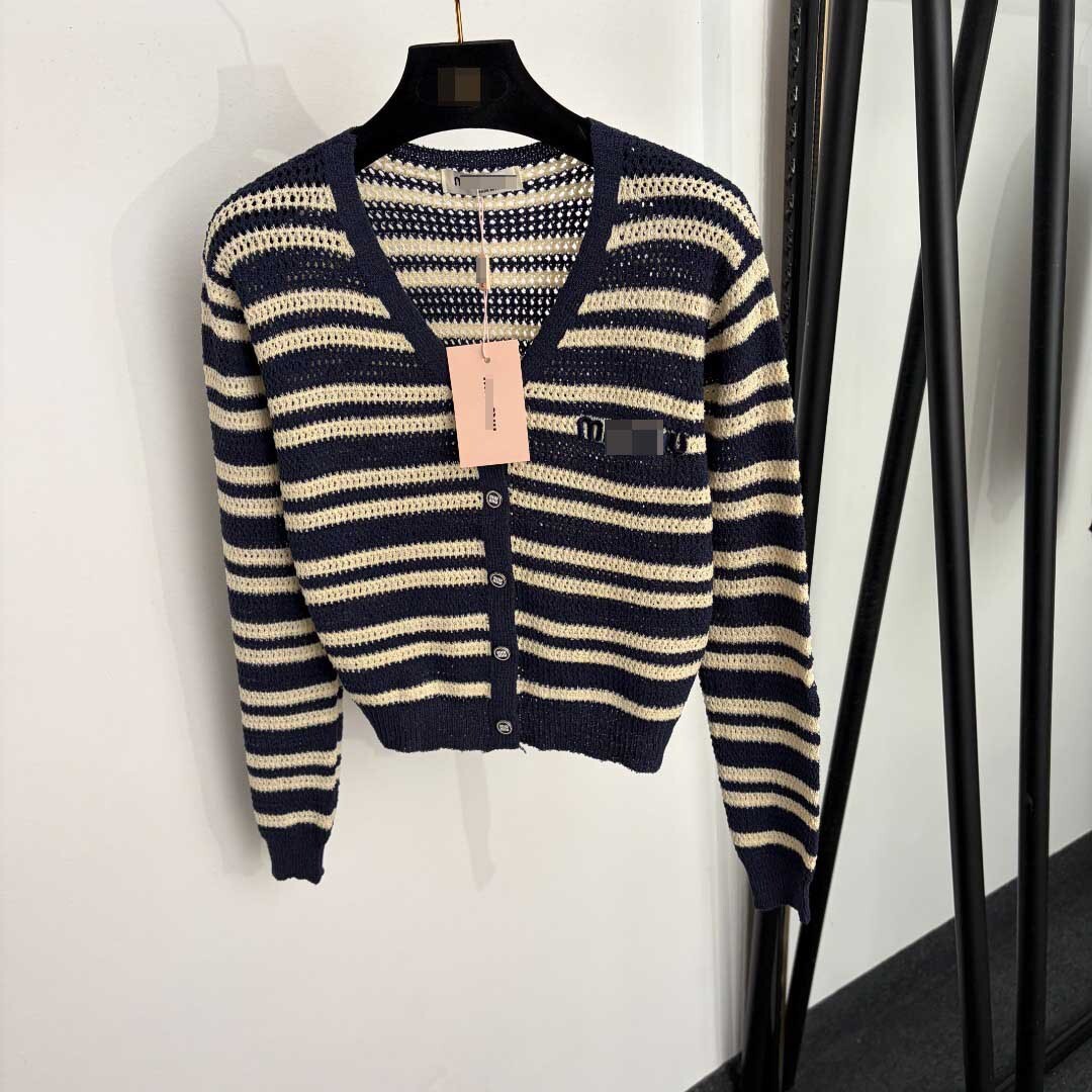 Designer High-End Style Women's New Collection: Retro, Minimalist, V-Neck Long-Sleeve Striped Knit Cardigan f7a4