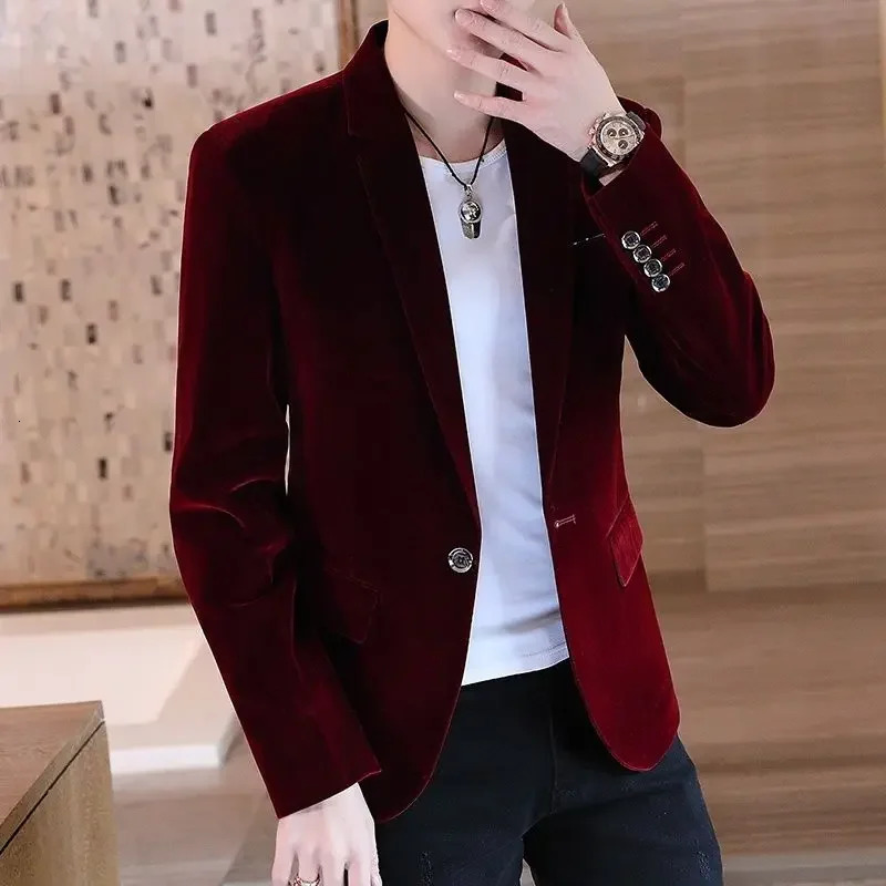 Slim Fit Velvet Coats Fashionable Man Suits and Blazers in Vintage Menswear Handsome Original Classic Casual Jacket for Men 261015