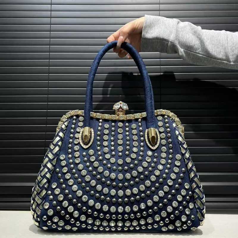 Evening Bags Totes New Fashion Women's Bag Large Capacity Elegant Diamond Shoulder Bag High Quality Denim Crossbody Bag Designer Handbags H2610