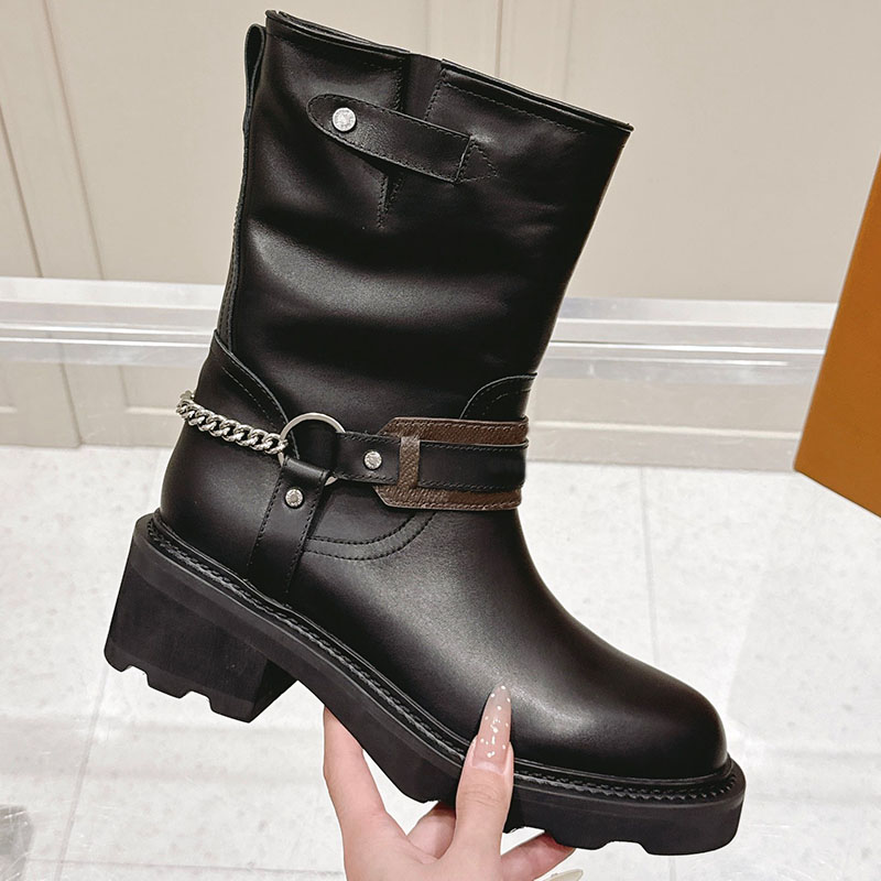 Beaubourg Ankle Boot Designer Womens Classic Smooth Calf Leather Mid Barrel Knight Boots With Contrasting Color Belt Metal Chain Thick Sawtooth Moto