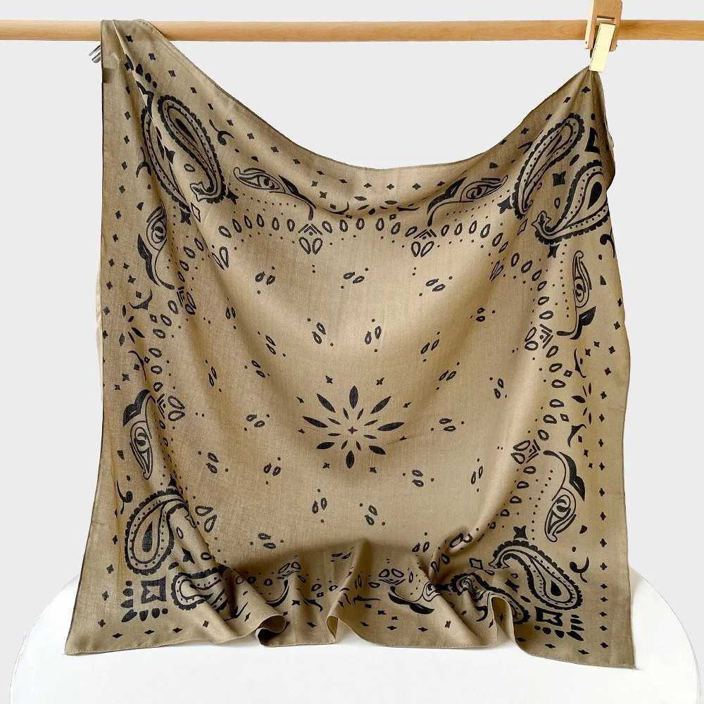 Elegant Paisley Women Head Scarf 90cm Printed Female Shawl Wrap Versatile Stylish Luxury Feel Silk Scarves Summer Accessories S261017B0D1