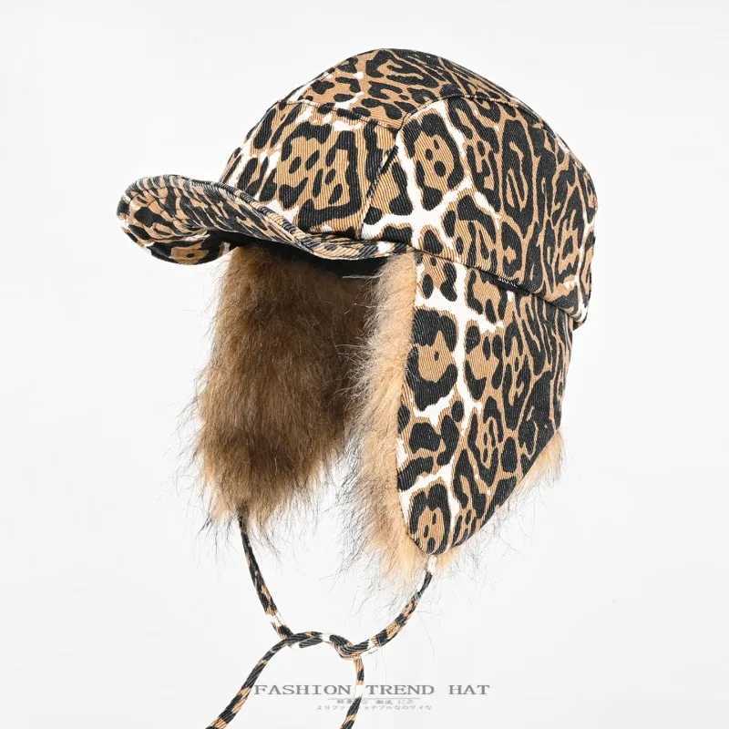 Trapper Hats New American Retro Leopard Print Plush Bomber Hats for Men and Women Winter Outdoor Riding Warm Versatile Retro Pilot CapsT261017