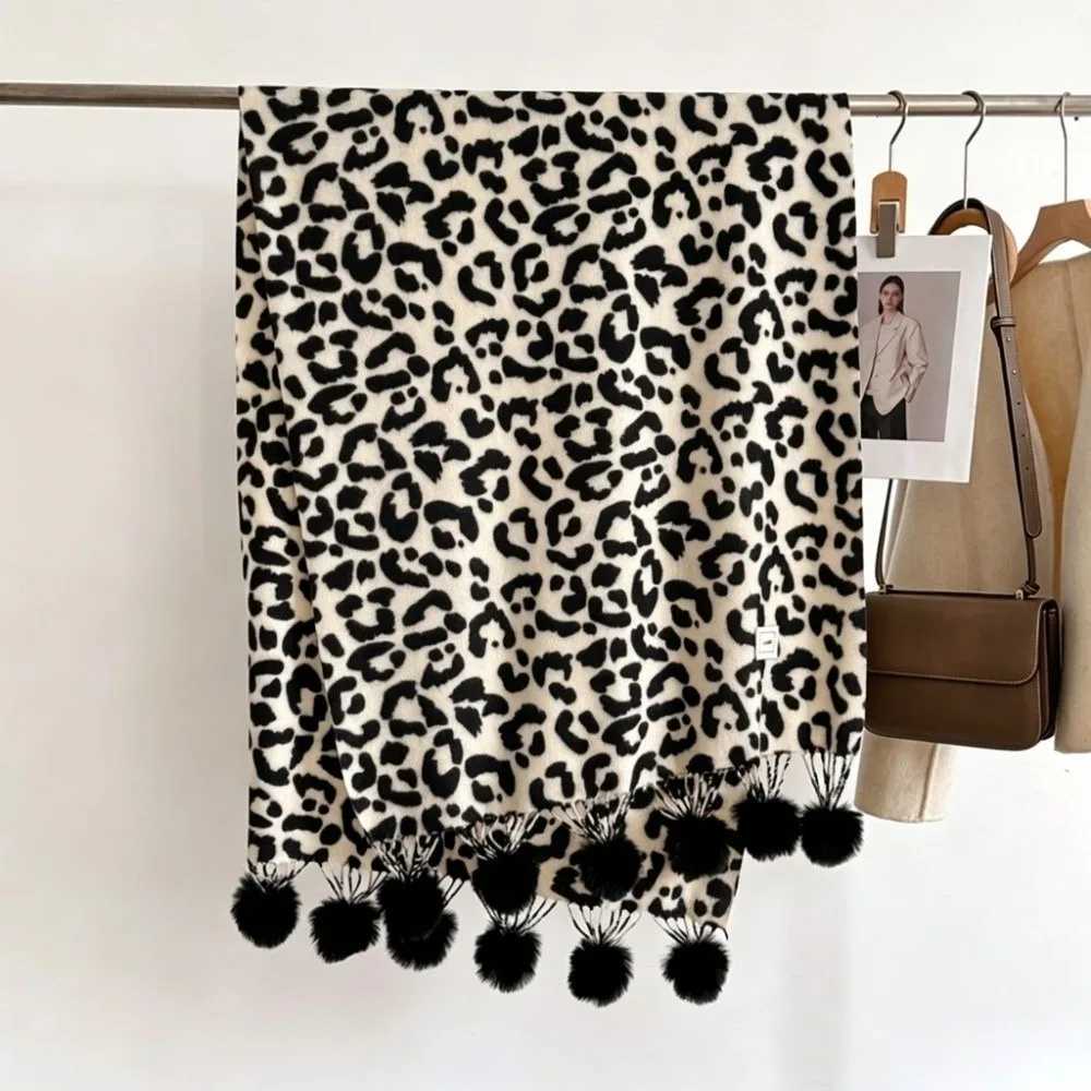 Double Sided Design Faux Cashmere Scarf Large Size Soft Warm Material Leopard Print Shawl Pom Tassel Trim S261017VDTW