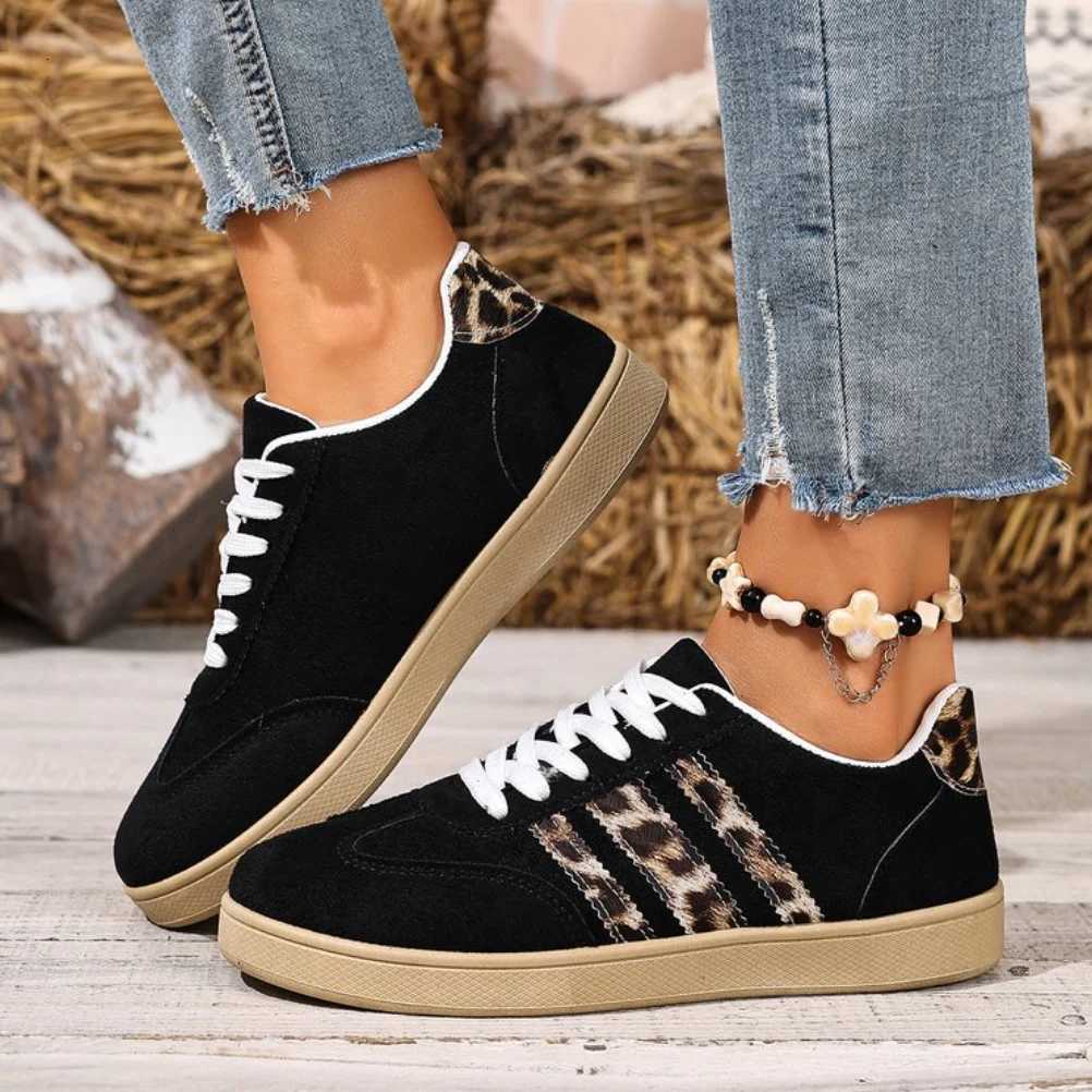 Casual Shoes Women Sneakers 2026 New Fashion Designer Comfortable Shoes for Women Classical Outdoor Sneakers Casual Women H261016
