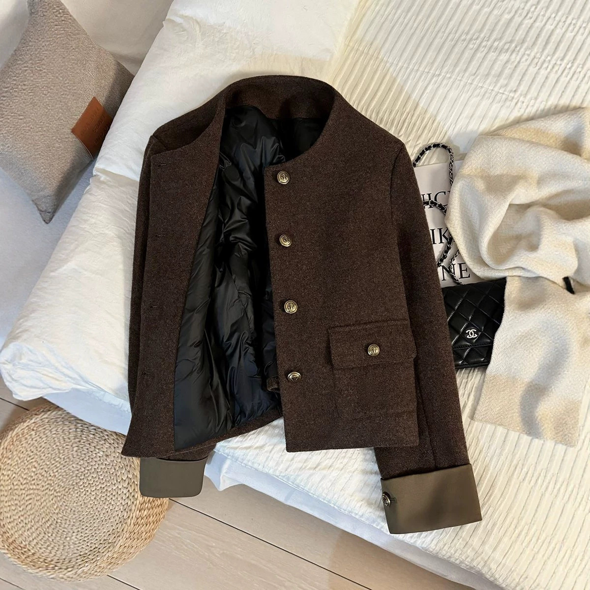 Winter New Collection Brown Retro Chic Short Jacket Women, With Down Lining For Warmth, Elegant Style, Korean Fashion Makoufei Makoufei