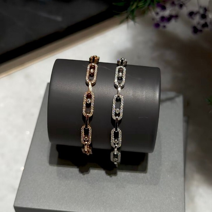 bracelet High-end Messi-style w, featuring three diamonds sliding design, with thick chain in European American style, a fashionable bracelet and je